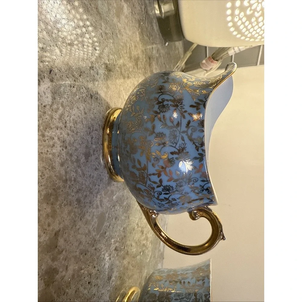 George Jones & Sons JON158 England Sugar‎ & Creamer Gold Floral Lace Footed RARE